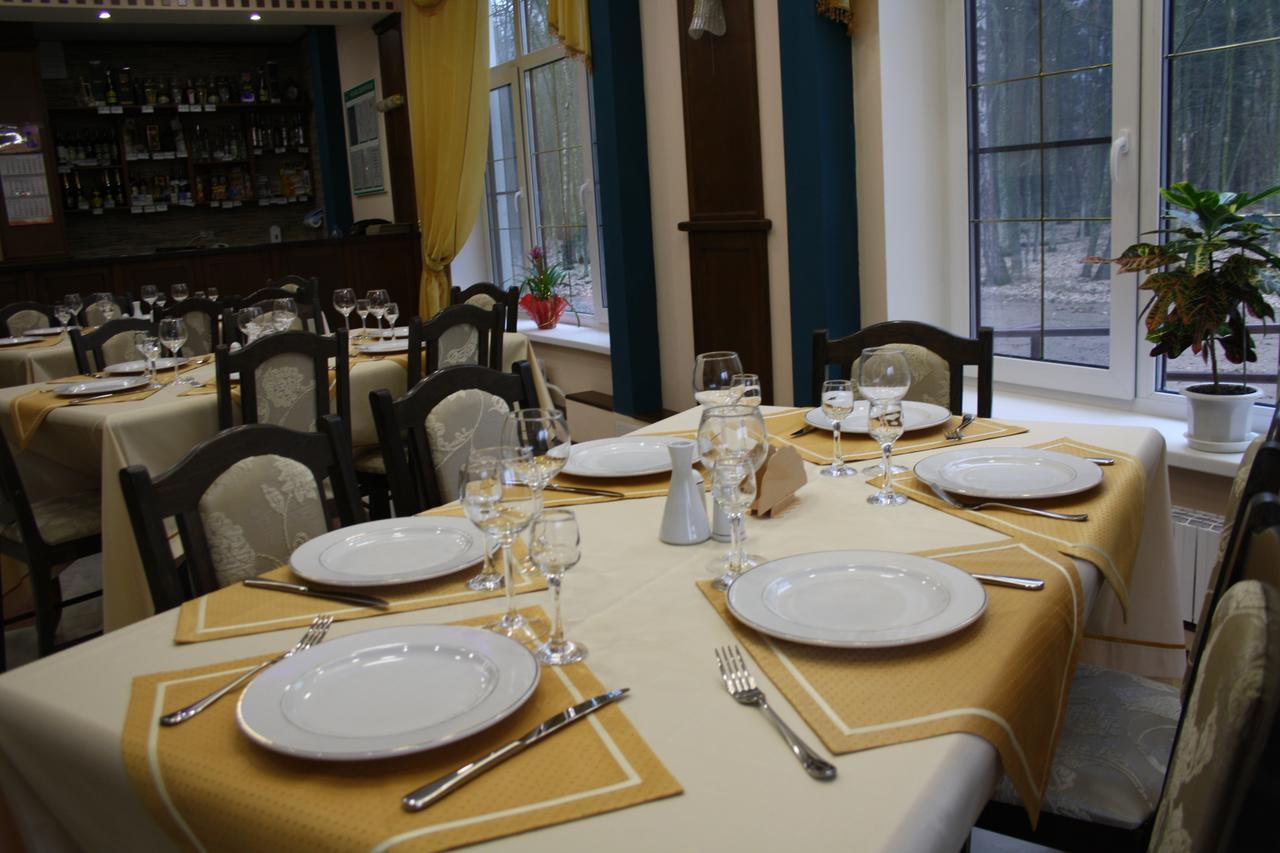 Belovezhskaya Pushcha Hotel Complex Zharkovshina Esterno foto