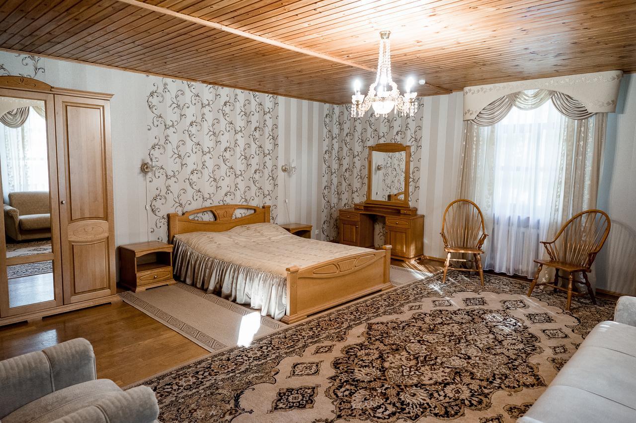 Belovezhskaya Pushcha Hotel Complex Zharkovshina Esterno foto